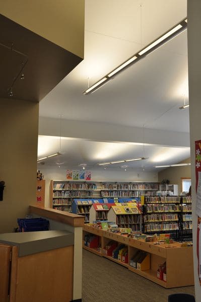 Cardston Public Library 11 600px